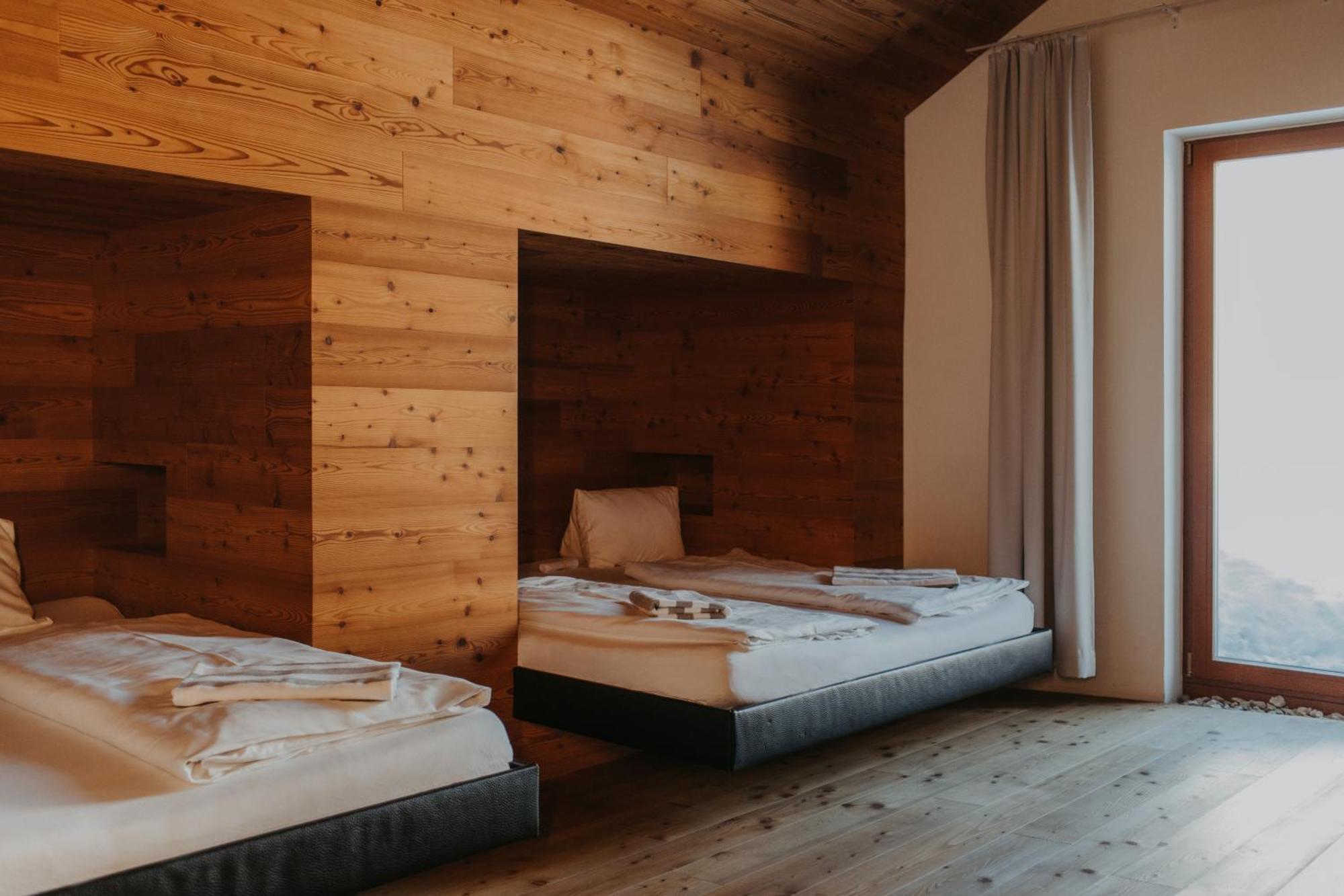 Hotel Hinteregger มาเทรอี อิน ออสท์ทีโรล ภายนอก รูปภาพ