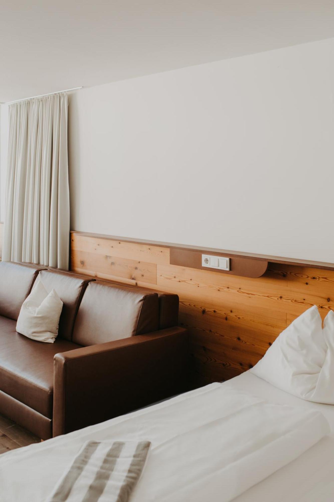 Hotel Hinteregger มาเทรอี อิน ออสท์ทีโรล ภายนอก รูปภาพ