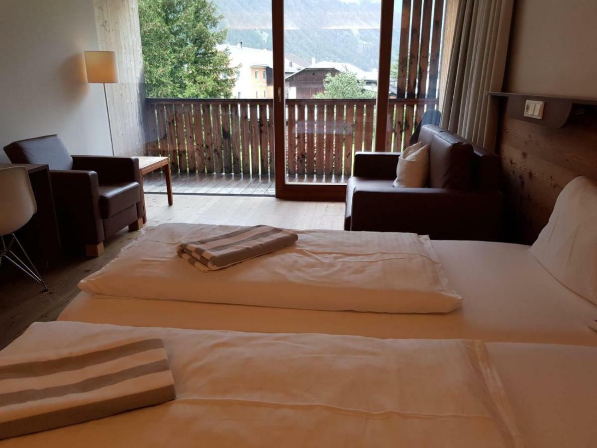 Hotel Hinteregger มาเทรอี อิน ออสท์ทีโรล ภายนอก รูปภาพ